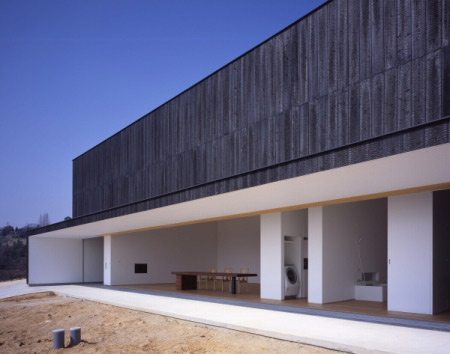 日本建筑师Tezuka设计的山间工作室
